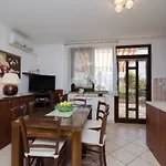 Zeljko דירה