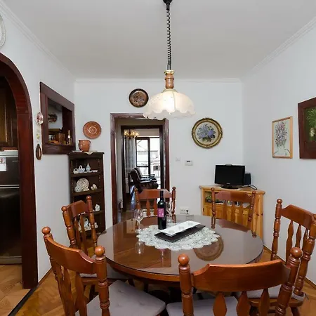 Zeljko Apartman Lovran